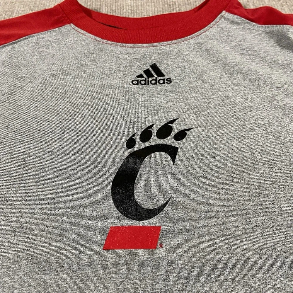 Adidas Cincinatti Bearcats Shirt Mens Large Long Sleeve Grey Red Spellout Player